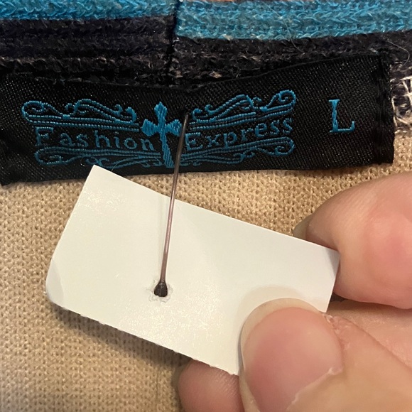 Aztec Patterned Cardigan - Multicolor - Picture 2 of 6